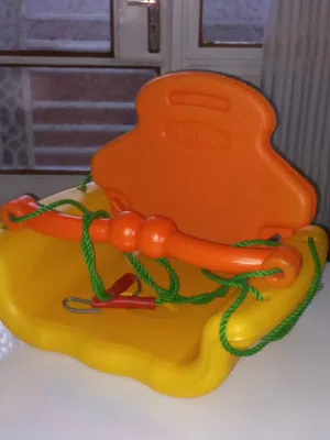 مرجوحة الأطفال للبيع نظيف