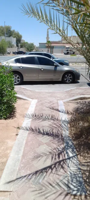 Used Nissan Altima in Abu Dhabi