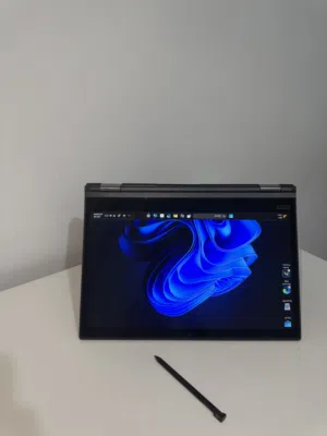 Lenovo yoga x380 تابلت ولابتوب