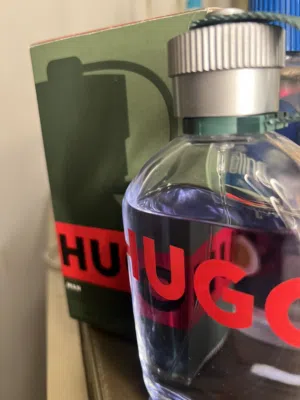 عطر HUGO رجالي أصلي شبه جديد مستعجل للبيع