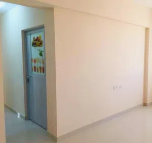 شقة للايجار في المعبيلة خلف نيستو/ flat for rent in mabila behind Nesto