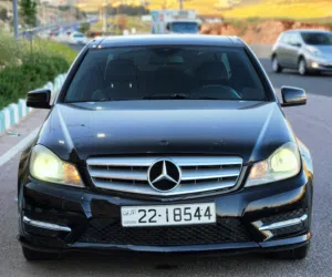 مرسيدس c200 2012
