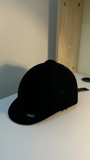 خوذة لركوب الخيل