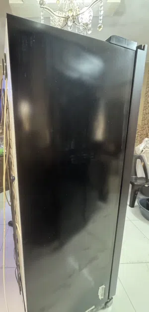 ثلاجه للبيع