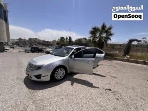 Ford Fusion Hybrid 2010