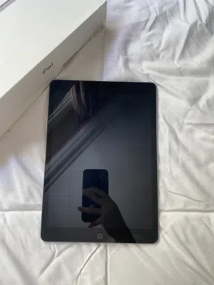 Apple iPad 9 64 GB in Amman