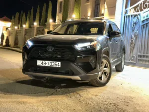 Used Toyota RAV 4 in Zarqa