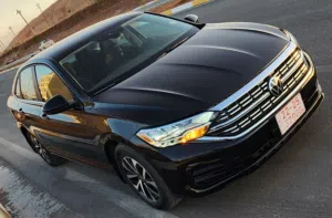 Volkswagen_Jetta_S_2024_Black   جيتا موديل 2024 ماشي 4000 ميل صفر