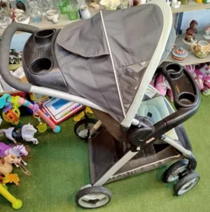 عرباية اطفال استعمال بسيط