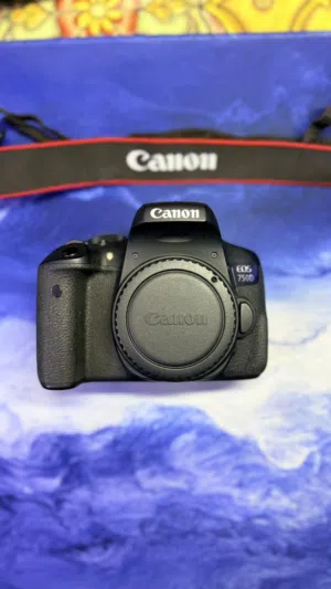 Canon EOS 750D