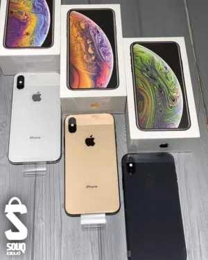 ايفون XSMAX الاصلي جيجا 64 و 256 بطارية مغيره الاصليه هدية كفر ولزقة وشاحن الاصلي متوفر توصيل