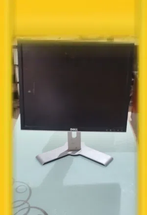 شاشة كمبيوتر
