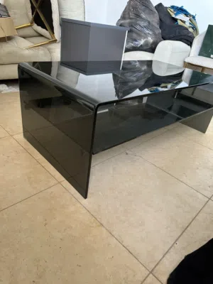 طاولة زجاجية /glass table
