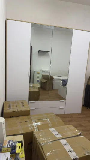 غرف نوم بحالة الجديد