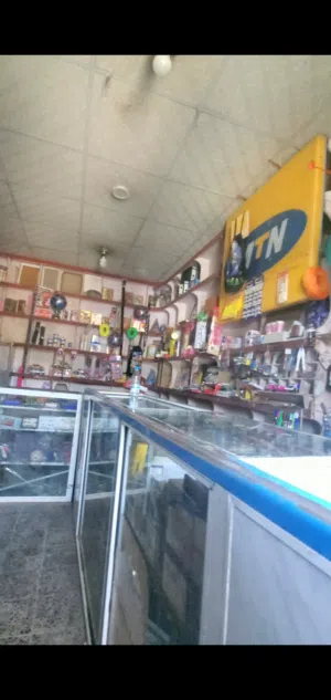 تخشيبه عرطه وماسات زجاج حق بقايل ومكتبه ومحلات اخرى وطابعه وادوات مكتبيه عرطه