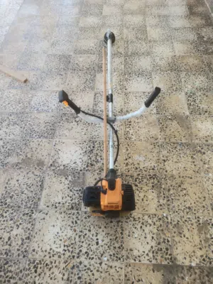 حصادة اعشاب محرك بنزين