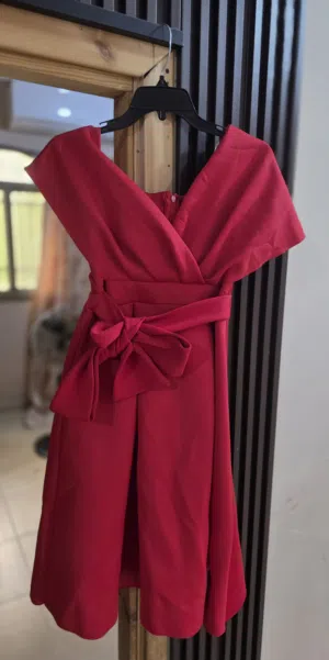 فستان سهرة ( لون احمر )