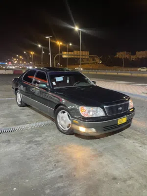 Used Lexus LS in Muscat