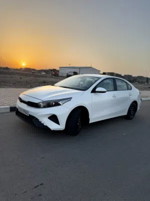 سيراتو للبيع اقره الووصف