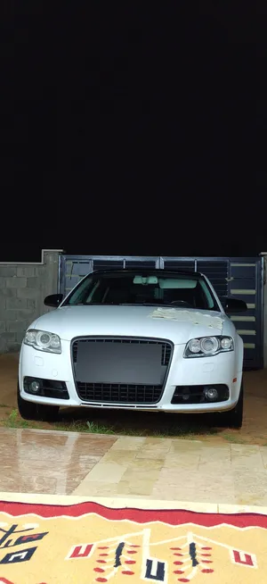 Audi ‏A4 ‏Sedan ‏2007