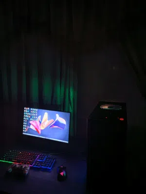 جهاز PC بحالة ممتازة