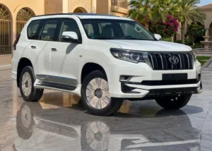 البيع راســـــــــــن برادو 2023 VXR فل كامل بصمه فتحه سقف مقاعد جلد متحرك كهربائي بضاعه مكرررررتن