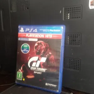 لعبة Gran Turismo الغنية عن التعريف حصرية البلايستيشن نسخة سيدي نظيفة جدا جدا مناسب للستيرنج