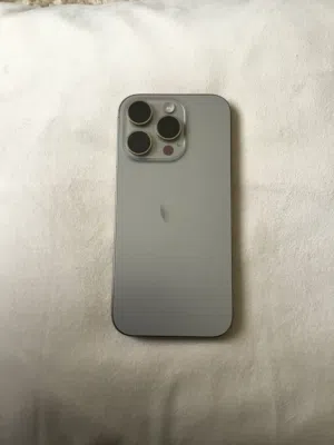 Apple iPhone 16 Pro 256 GB in Muscat