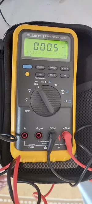 للبيع جهاز قياس متعدد احترافي - Fluke 87 True RMS اجاني من امريكا استعمل خفيف مواصفاته امريكا