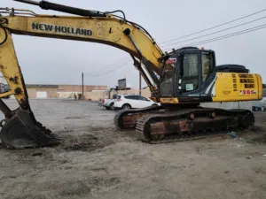 New Holland 385