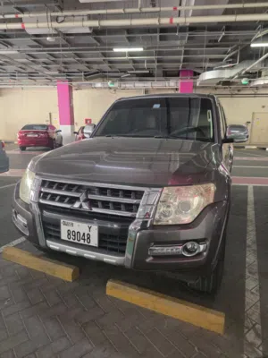 Mitsubishi Pagero 2015 neat & Clean
