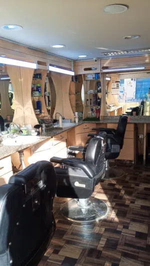 Sloon for sale running business