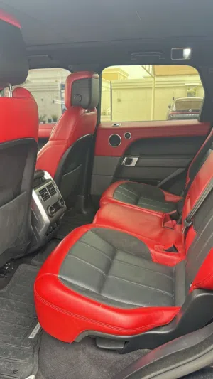 Range Rover Sport رنج روفر سبورت HSE 2020   فل أوبشن للبيع مطلوب 98 الف