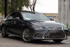New Lexus ES in Amman