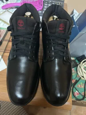 حذاء نوع تمبرلاند اصلي بحالة الوكالة