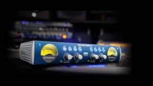 هو مضخم صوت مسبق (Preamp) من نوع PreSonus BlueTube DP V2.