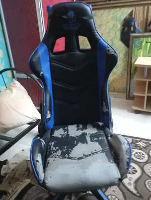 ‏أثاث مكتبي ‏.‏ مستعمل‏0