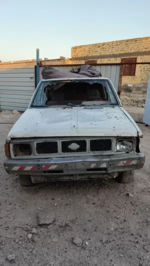 بيكم نيسان 1990 ادوات للبيع