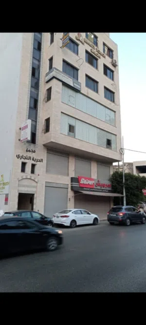 مكتب للايجار في نابلس / شارع فيصل