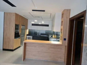 شفة فاخره مفروشة للإيجار عبدون  Fully Furnished Apartment in  Abdoun, Near Saudi Embassy.