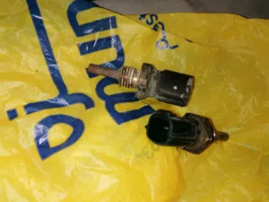 Nissan sunny heater sensor