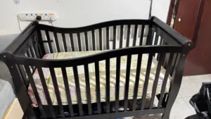 Juniors crib / cot along with new Al Bahli mattress