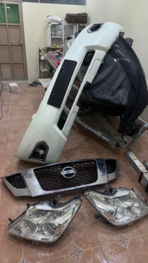 للبيع ليتات وشخال وبمبر نيسان بترول 2014