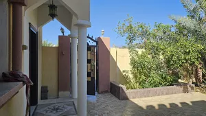 بيت للبيع في صحار الطريف خلف المطعم الافغاني