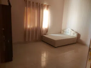 Neat Clean Big Room For Rent