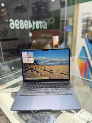 Apple MacBook Air M2 512GB Storage 8GB RAM silent fanless design 13.6 inch liquid Retina Display 95%