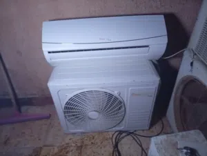 فني مكيفات_لنغازي _تركيب وصيانة غاز 410/22