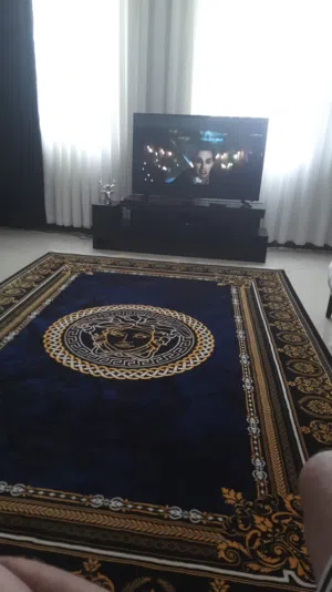 Original Iranian carpet custome order versace, Swap with16promax iPhonesize 300 x 200 forسجاد