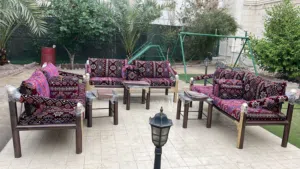 نبيع جميع الكراسي الاثاث الخارجي بافضل الاسعار كراسي ملكي كراسي حديد كراسي خشب كراسي خشب و حديد