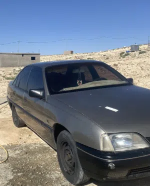 اوبل اوميقا 1988